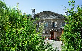 Dias Guesthouse